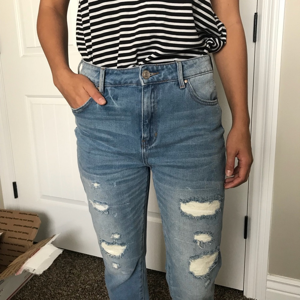 Retro Distressed Jeans